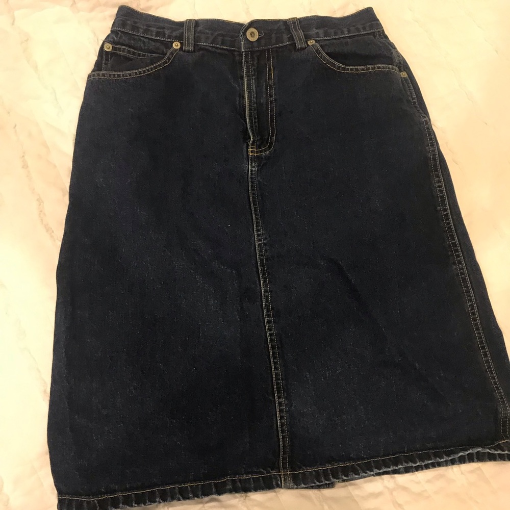 GAP knee length denim pencil skirt
